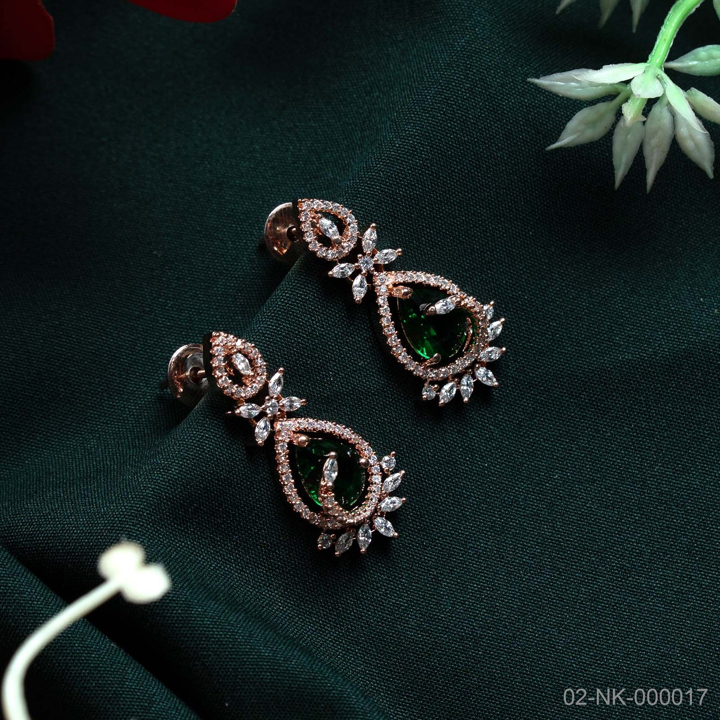 Ivy Emerald Green AD Rose Gold Halo Necklace Set