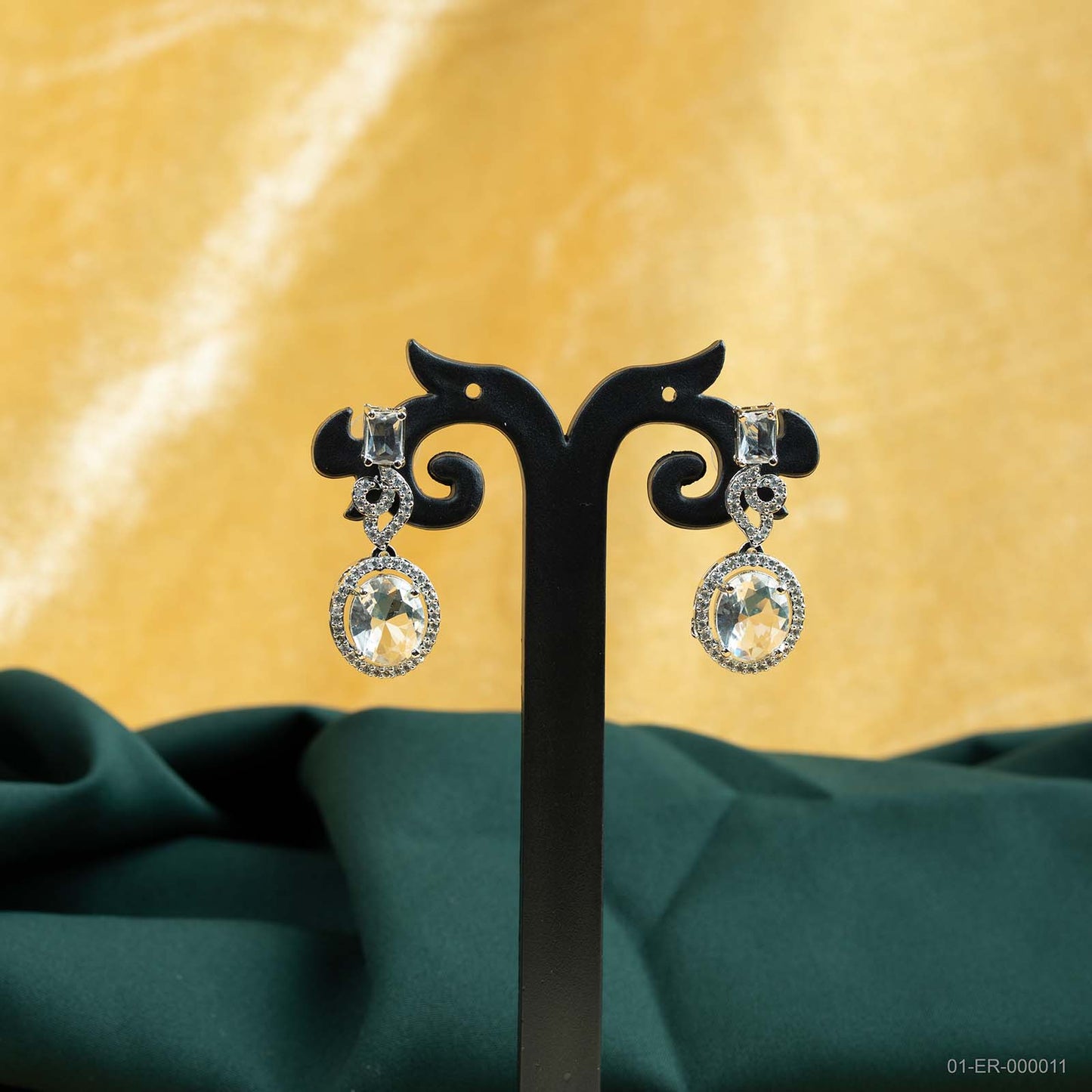 Srivaya Celeste AD Oval Drop Earrings