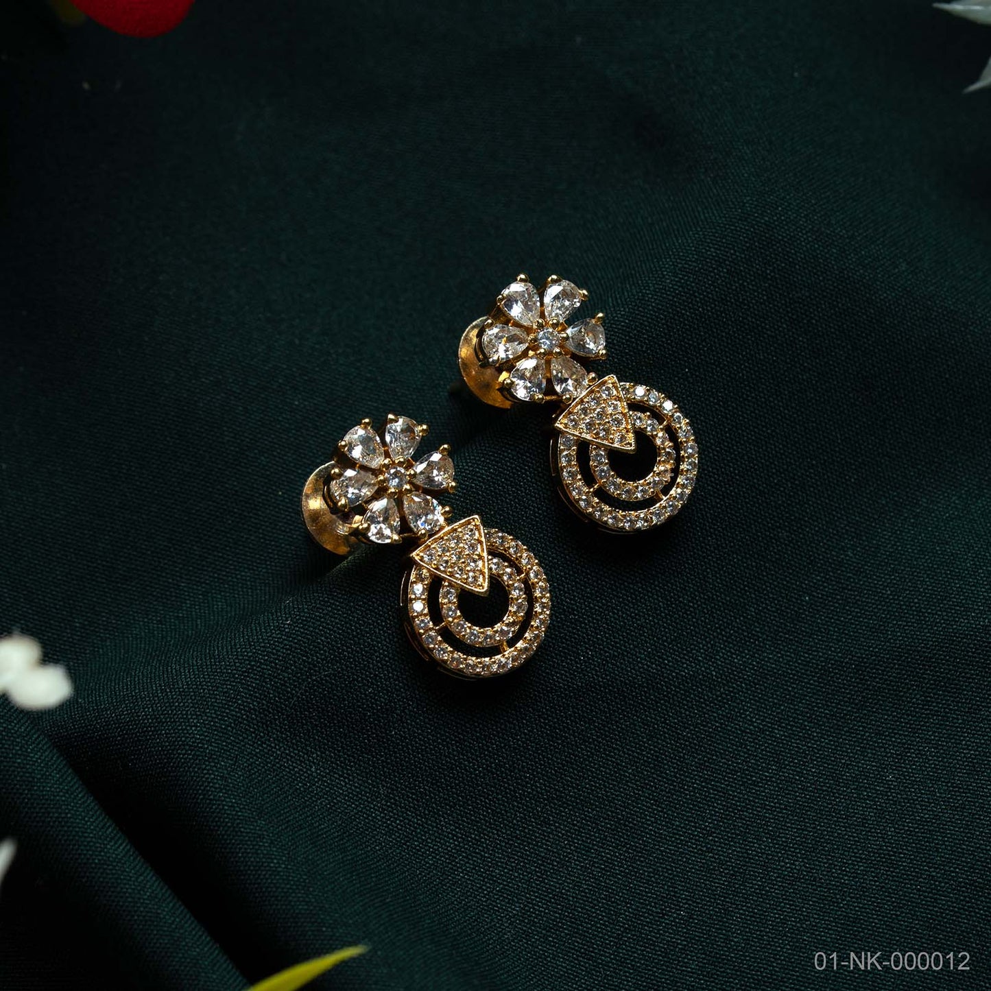 Tia Gold Plated AD Floral Necklace Set