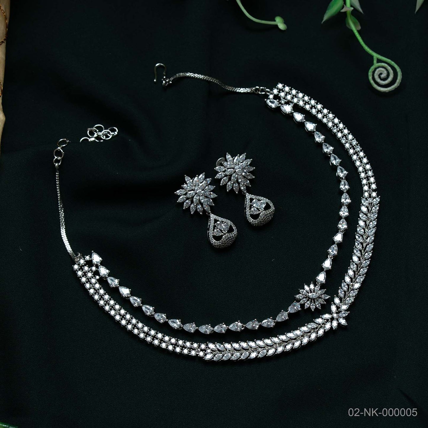 Vera Silver Plated AD Starburst Dual Layer Necklace Set